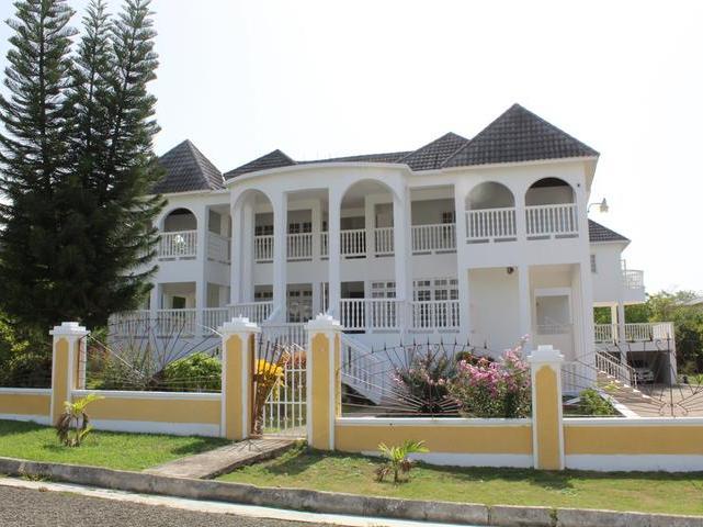 Beautiful 10 Bedroom 9 Bathroom House For Sale in Ocean Ridge, Tower ...