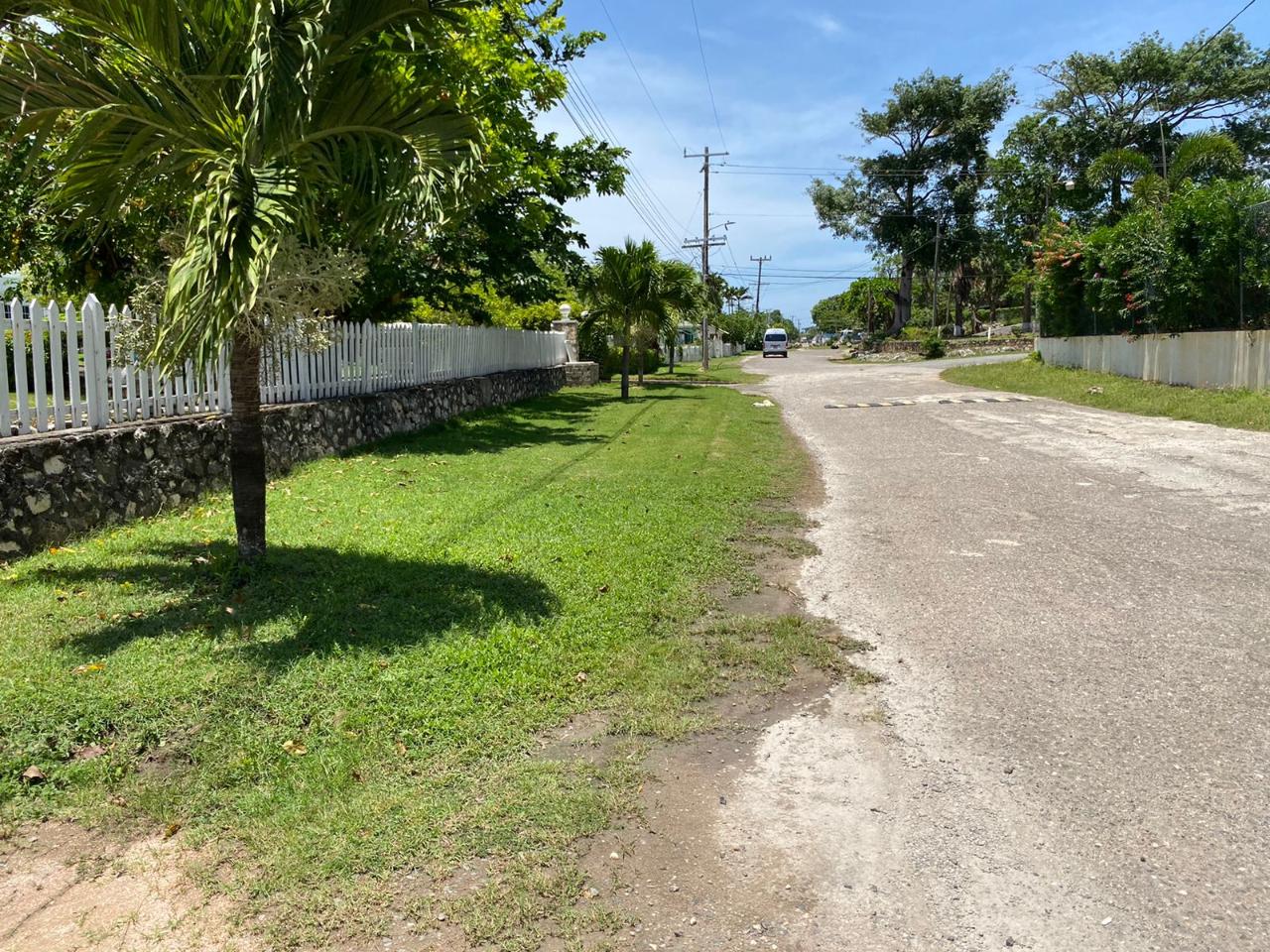 Stunning Beachfront 7 bedroom Property for sale in Runaway Bay, St Ann