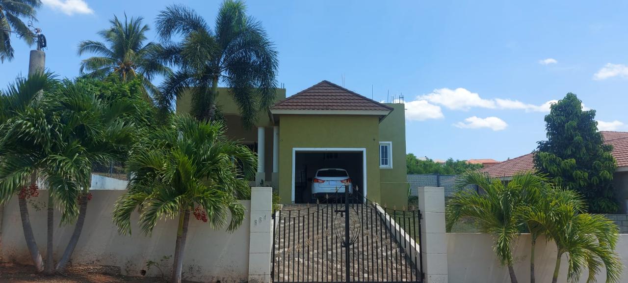 2 Bedroom 1 Bathroom Starter Home For Sale in Green Acres, St Catherine