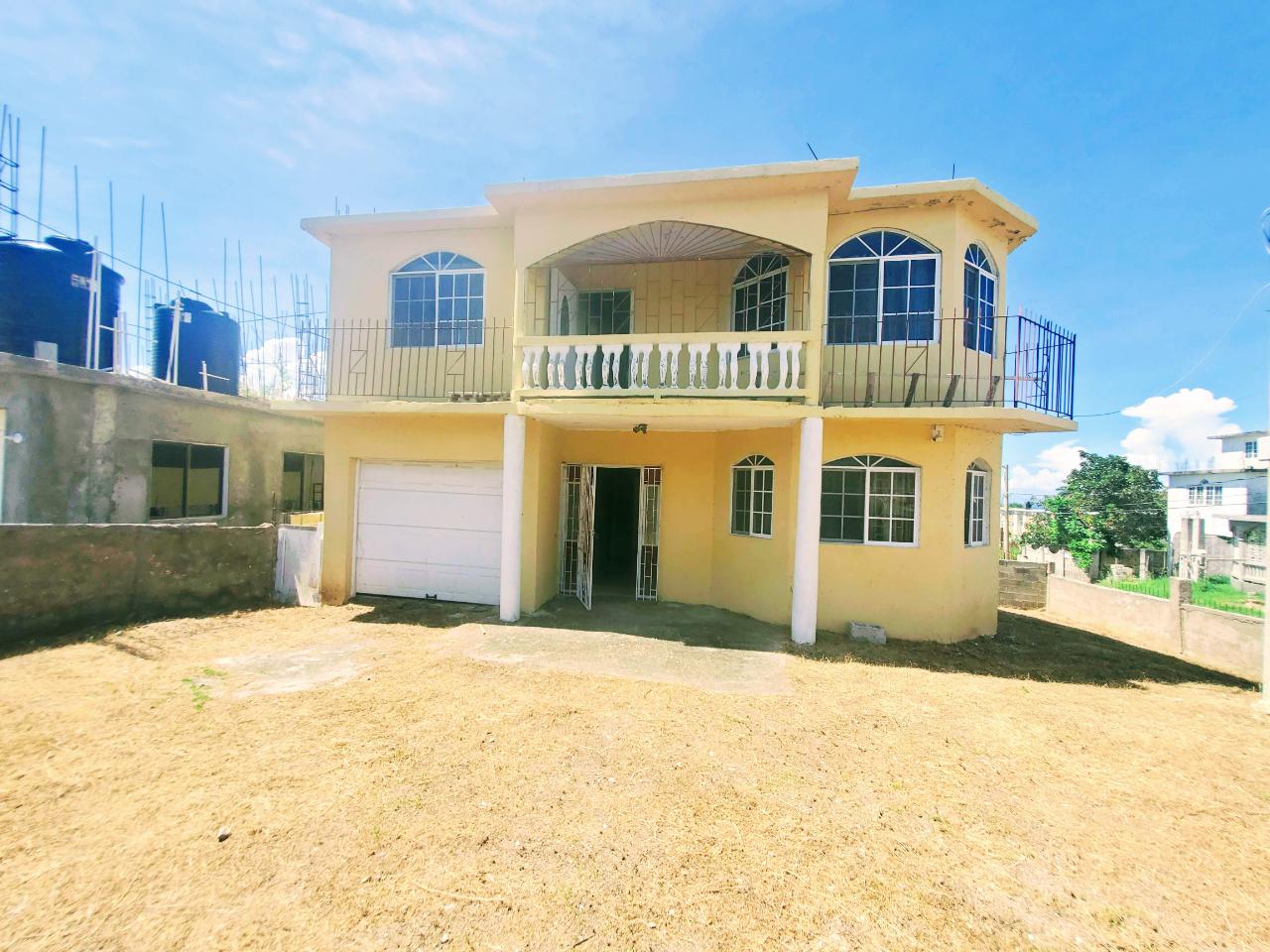 Ocean View 6 Bedroom 4 Bathroom House For Sale in Paradise Heights