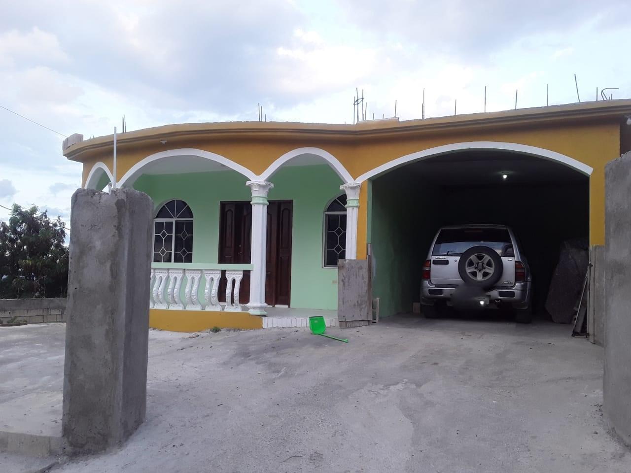 Ocean View 2 Bedroom 2 Bathroom House For Sale in Bellaire, Runaway Bay