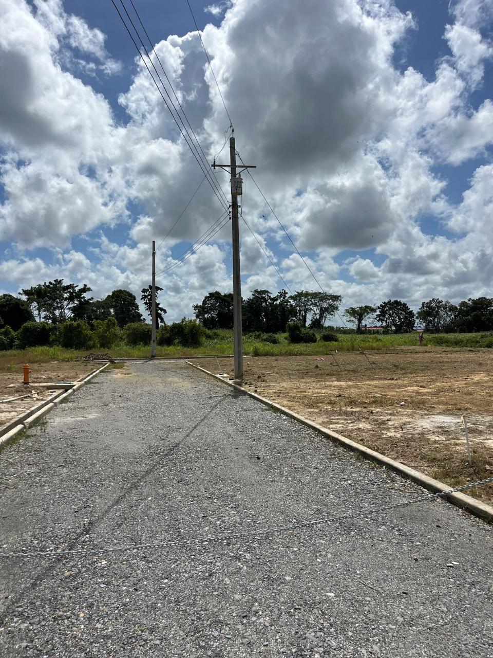Residential plots for sale in Longdenville