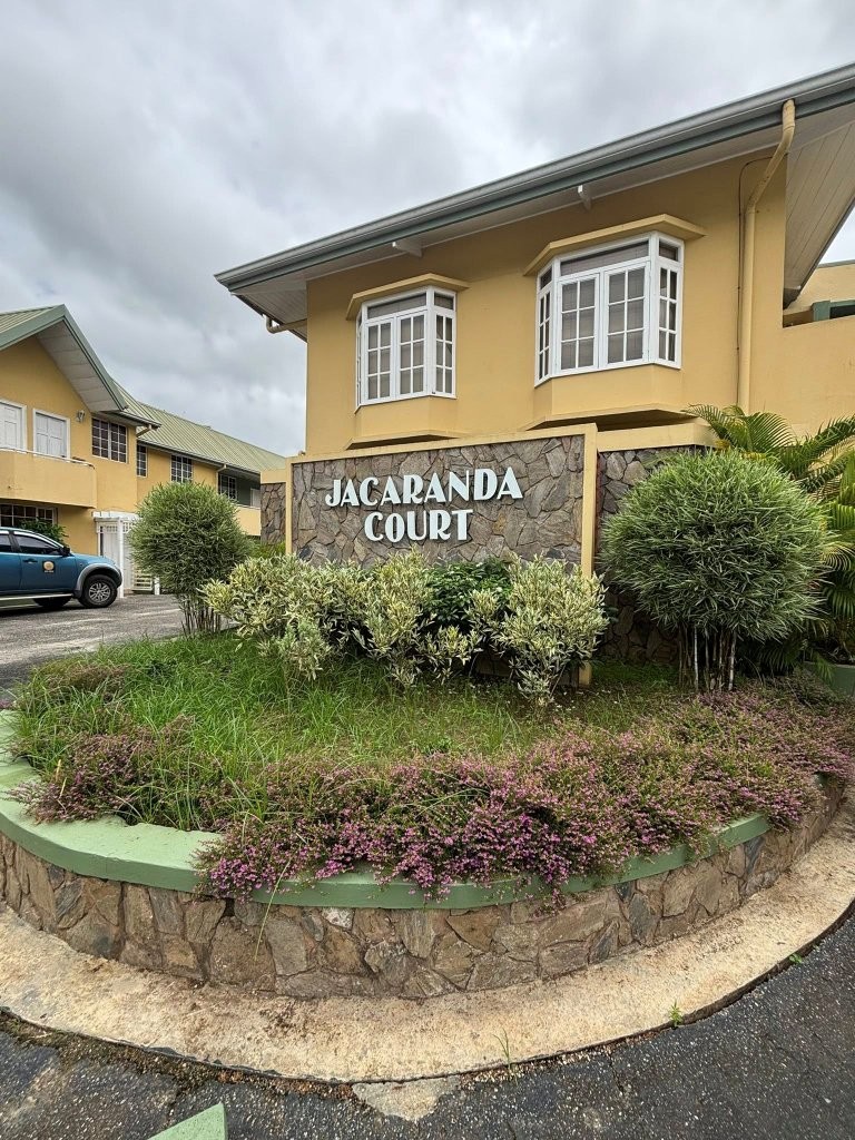 One-bedroom condo for sale at Santa Cruz