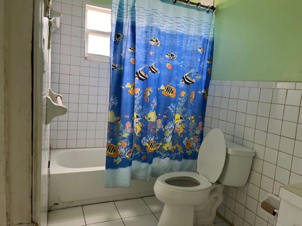 3 Bed 2 Bath House on Queens Highway, Glintons Settlement, The Bahamas